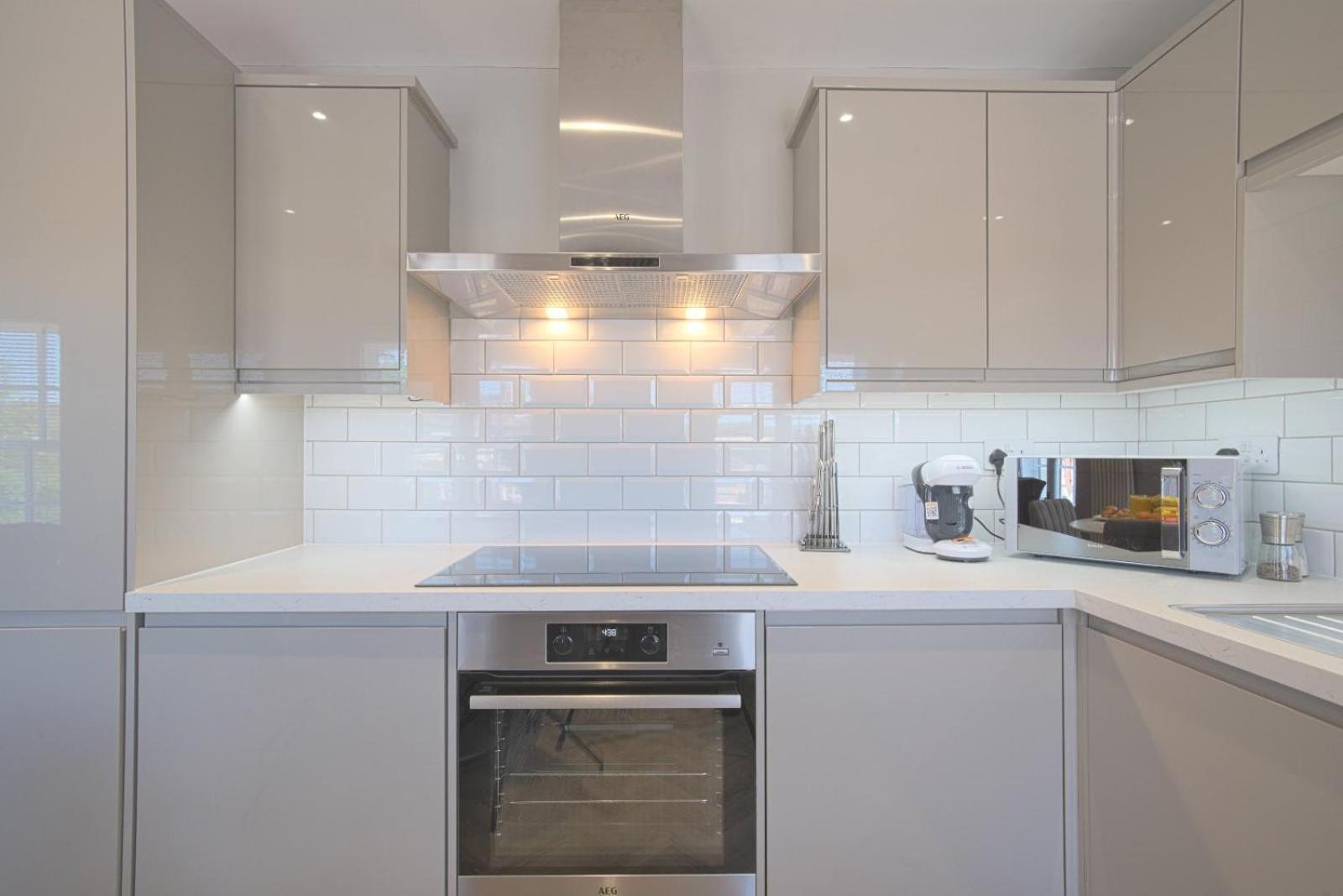 Harper Luxe Serviced Apartments Dunstable Exterior photo